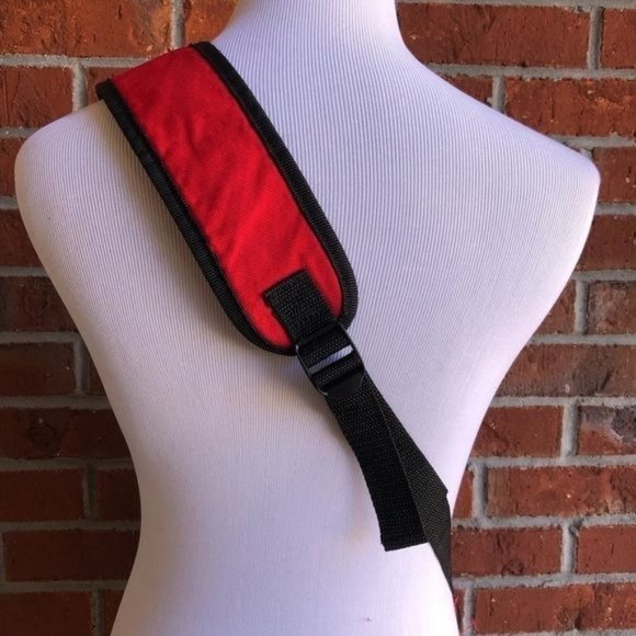 Atlanta Track‎ Club Kilometer Kids Sling Bag - 2 - Picture 6 of 11